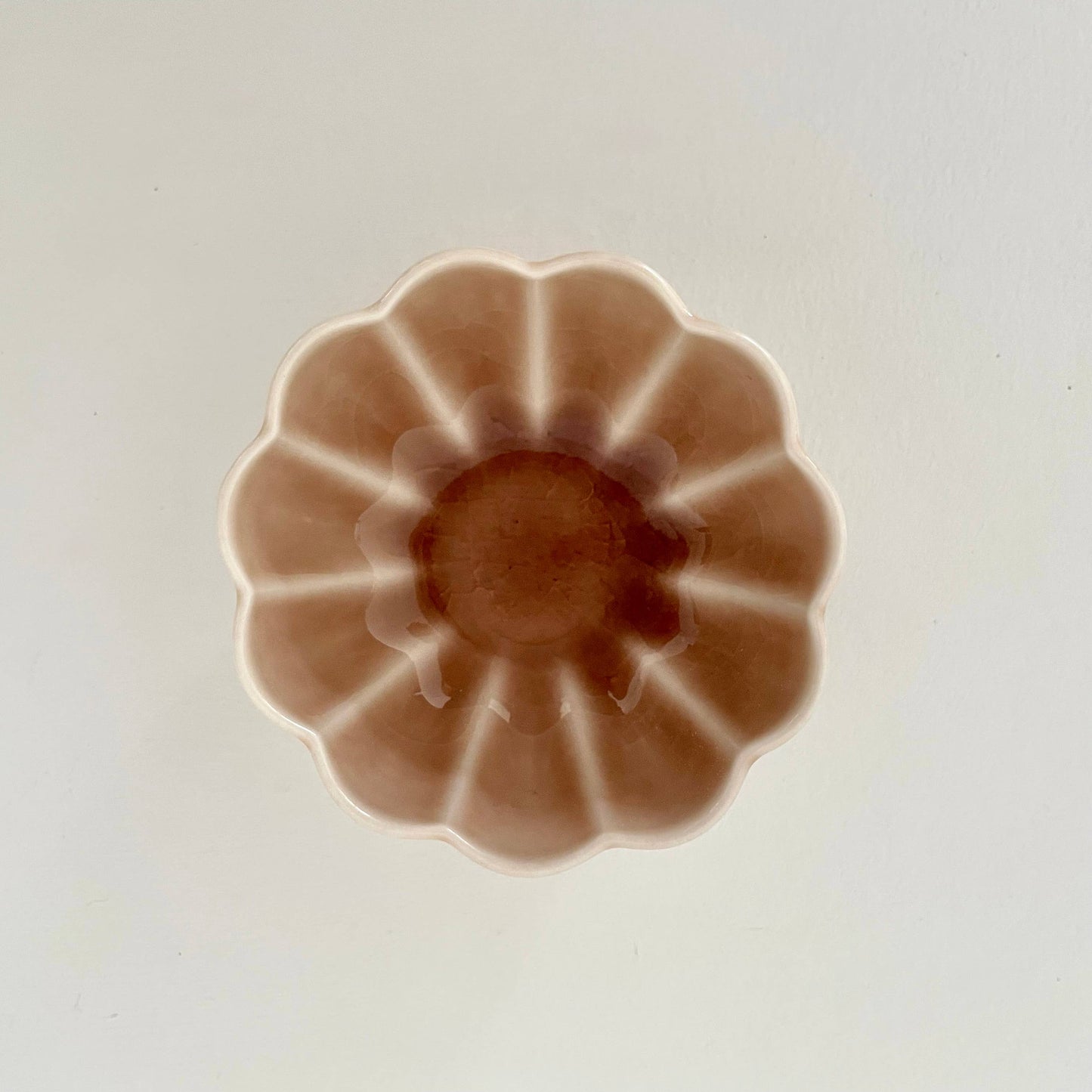 3" Ceramic Chrysanthemum Bowls