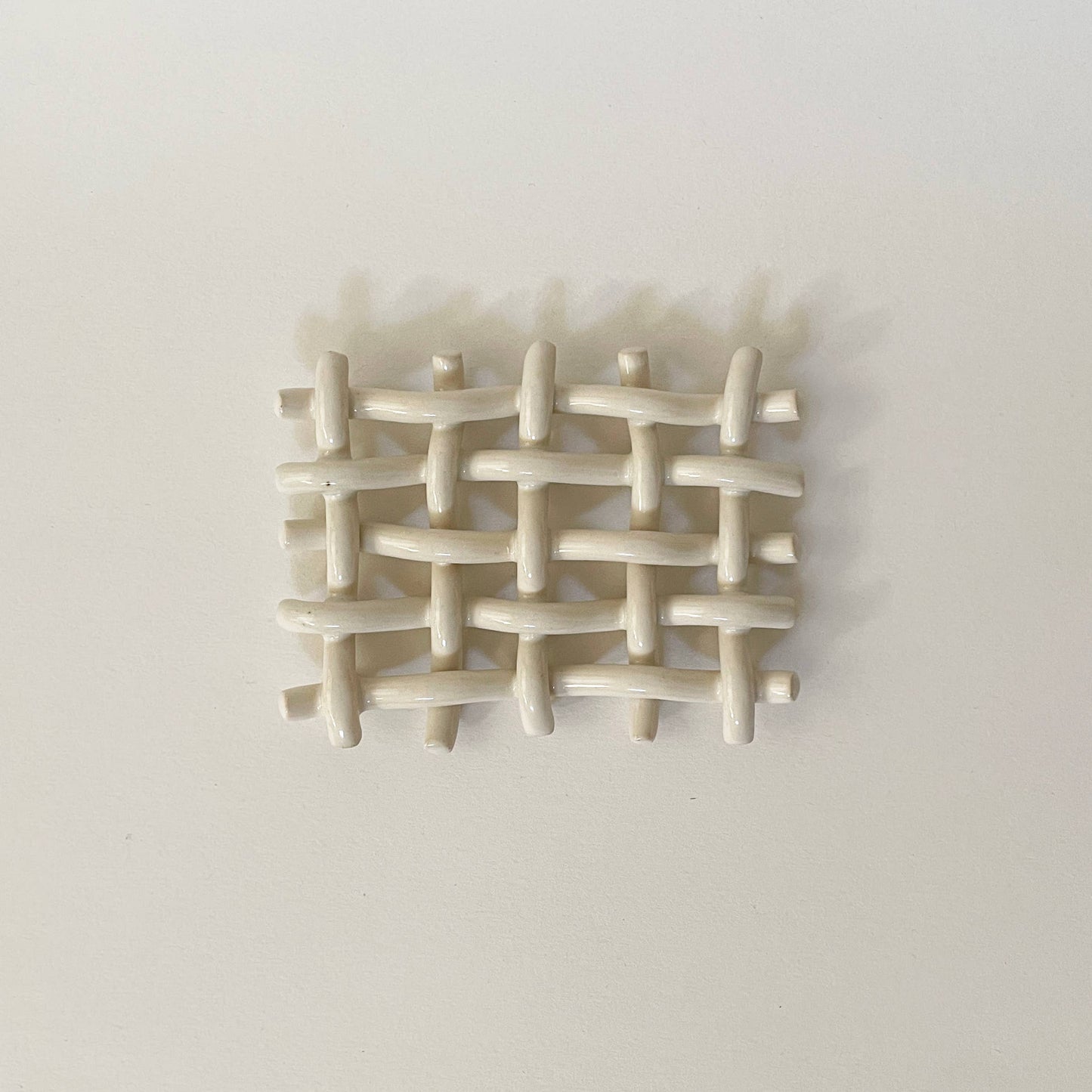 Ceramic Woven Lattice Soap Dish